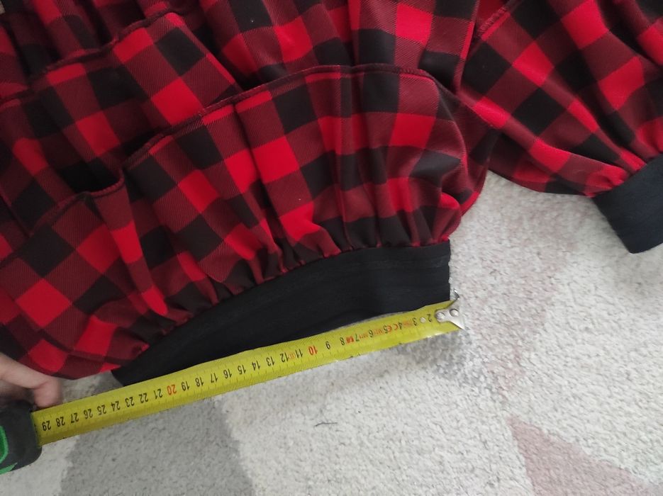 Spódniczki świąteczne w kratkę rozmiar na 4 i 8 lat