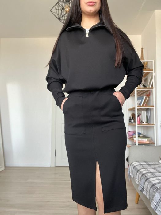 Костюм зі спідницею