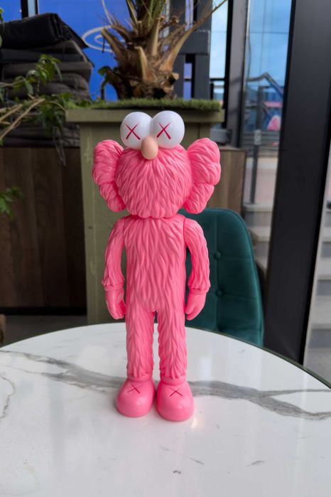 Статуэтка Medicom Kaws BFF Open Edition виниловая фигурка Bearbrick