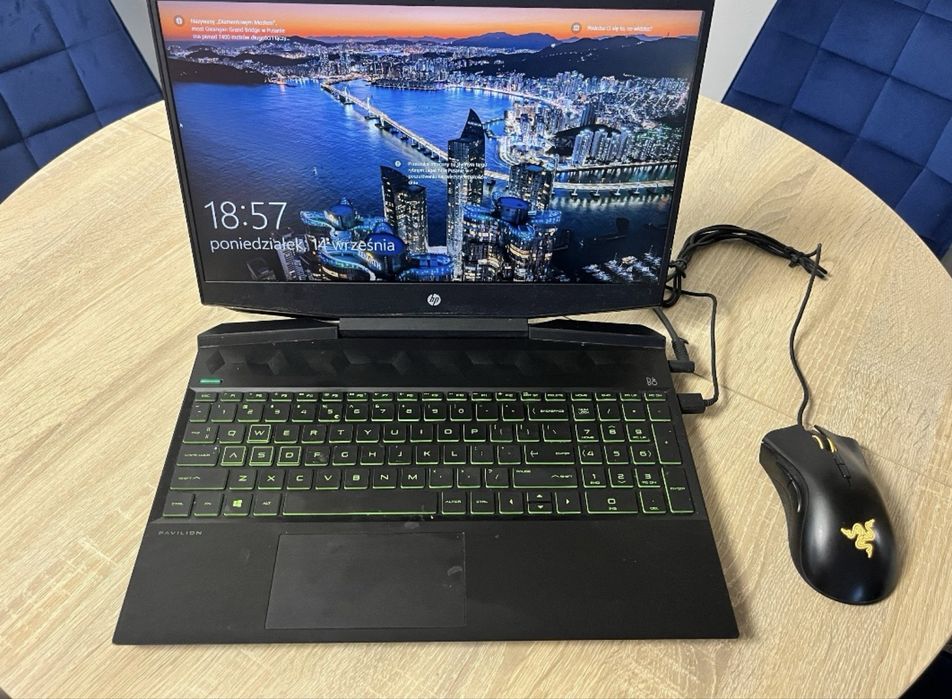 Laptop gamingowy HP i5 10300H GTX 1660TI 32gb ram ssd