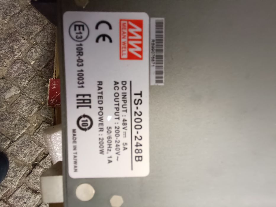 Conversor de 48V para 230v 200w