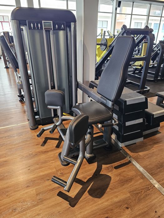 Máquina de glúteos abdutora