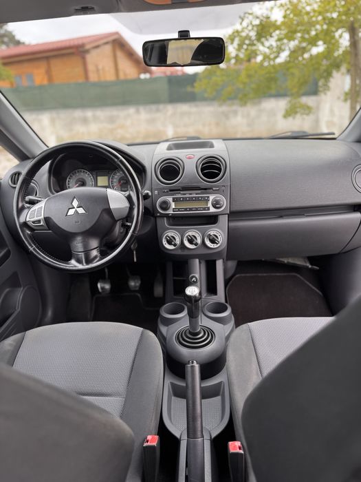 Mitsubishi Colt 2009