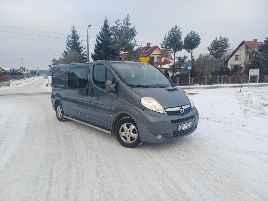 Opel VIVARO  Wersja long! 6cio osobowy! Navi! Orurowany! Serwis! Zarejestrowany