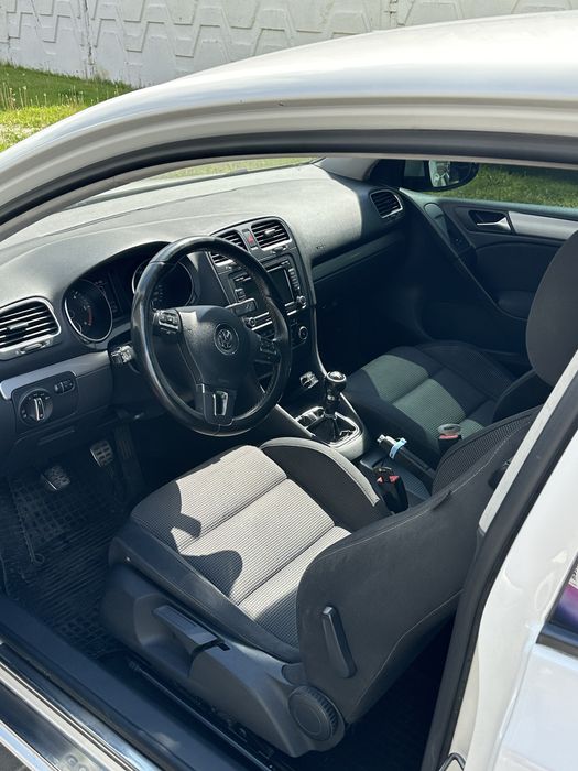 Volkswagen Golf VI 2011