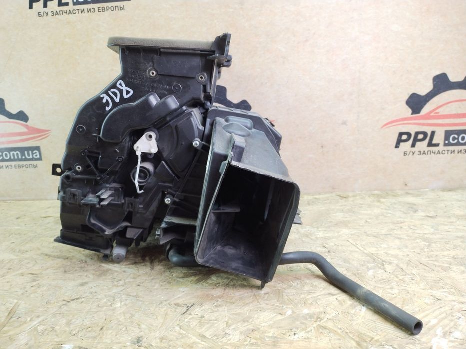Subaru Forester II SG 2002-2008 Корпус печки 72110SA012
