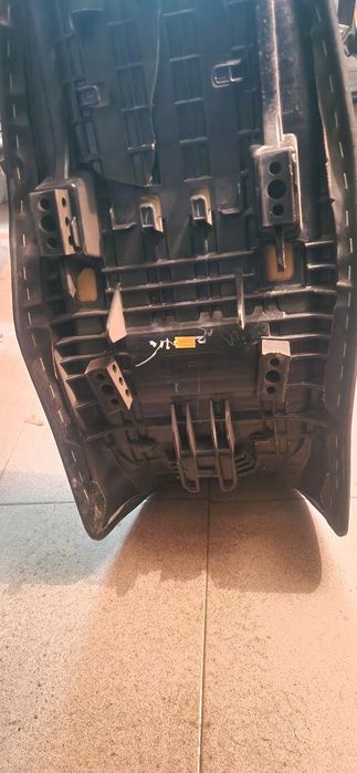 *Honda Cb125f 2020/23 kanapa/siedzisko*