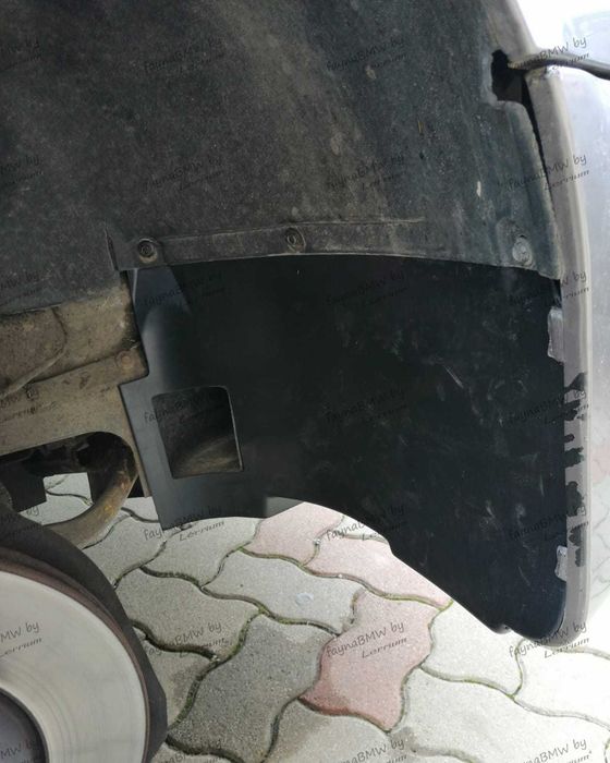 Локери БМВ Е39 для переднього М бампера, М підкрилки Е39