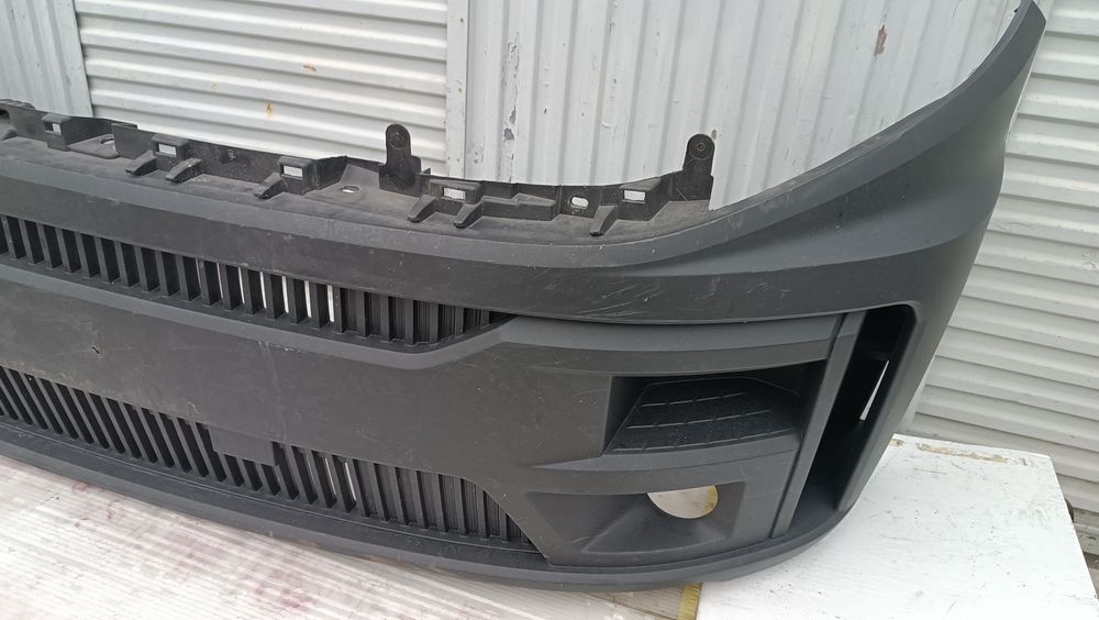 Vendo parachoque de frente Renault master ano 2024
