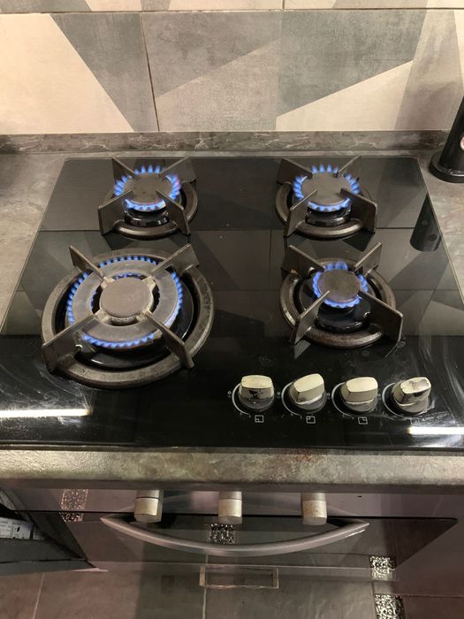 Варочна поверхня Pyramida газова