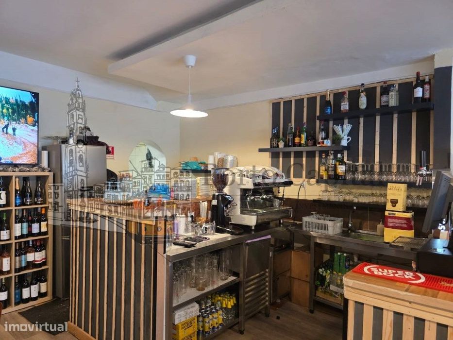 Excelente Oportunidade De Trespasse De Restaurante Em Funcionamento...