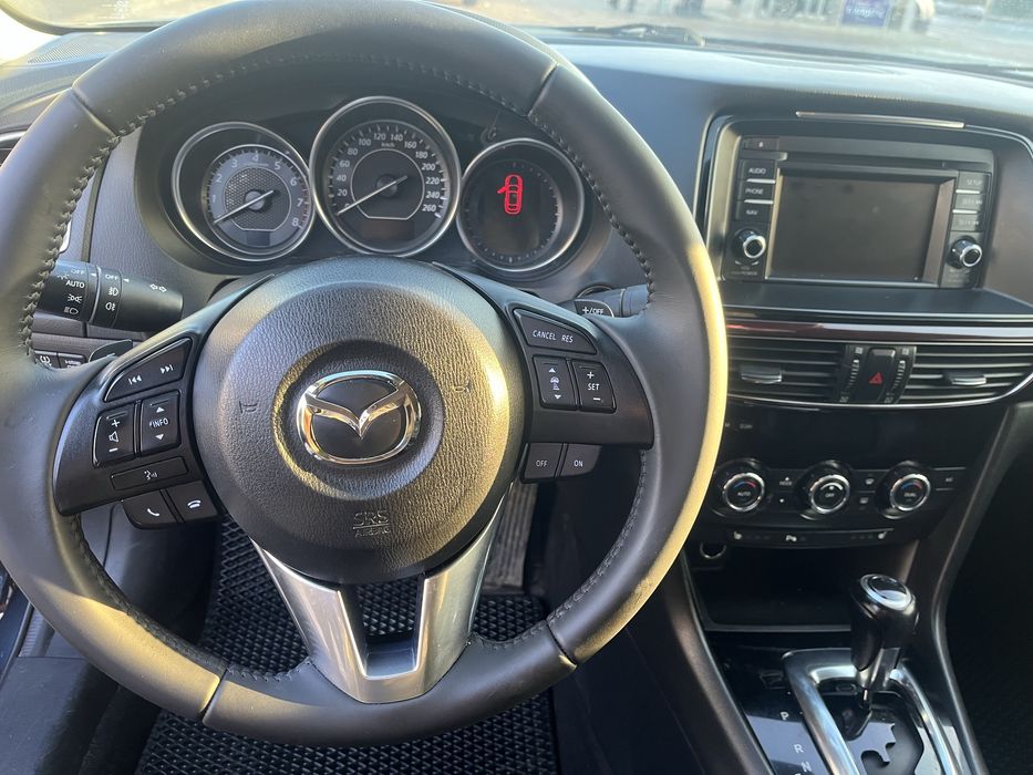 Mazda 6 2013рік 2,5 бензин