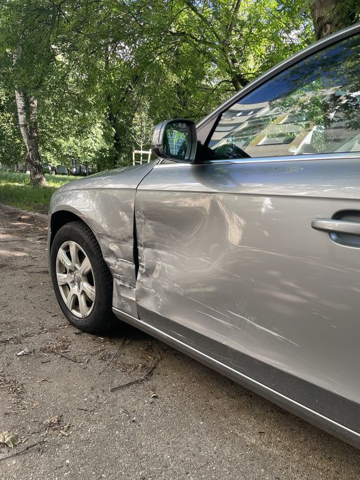 Sprzedam audi a4b8 silnik 2l 180km