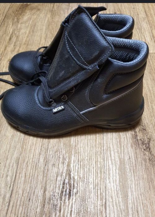 Nowe   buty   43