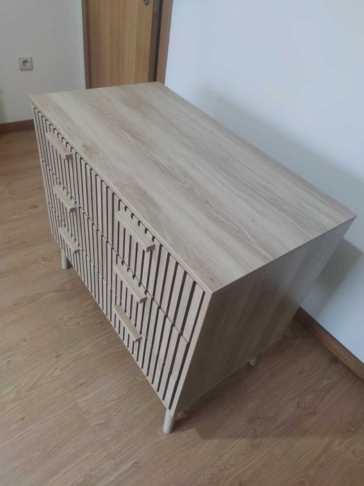 Cómoda 3 gavetas Beliani Lynwood