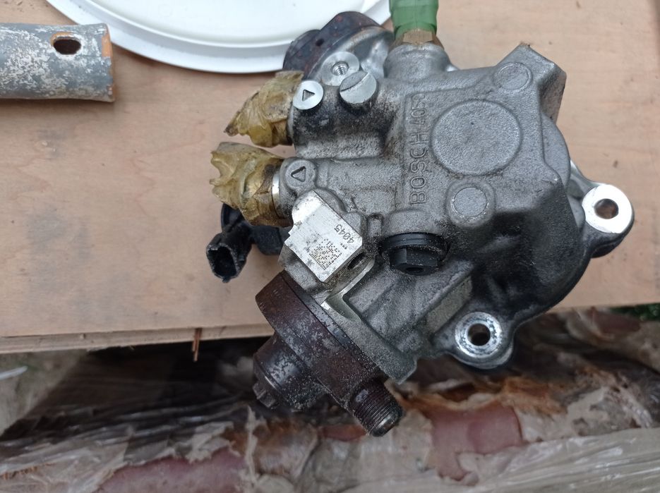 Bomba de injeção Volvo D5 referência