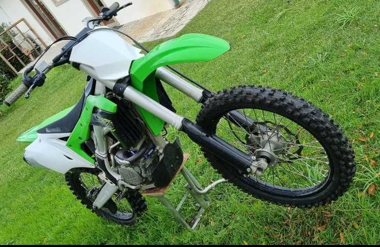 Mota Kawasaki kxf250 4T