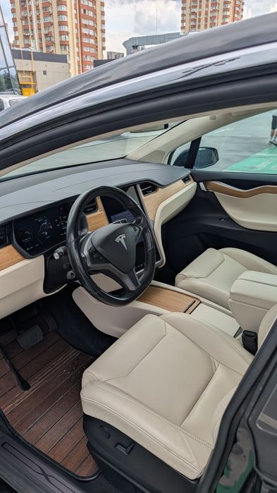 Tesla Model X 2019 VIN 5YJXCBE24KF150807 фото оголошення 11 з 18