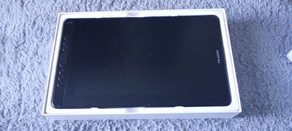 Tablet graficzny Huion Kamvas 13