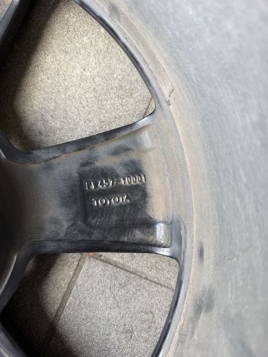 Оригінальні диски Toyota