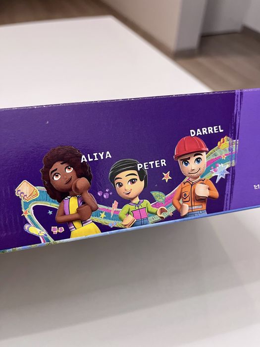 Nowe Lego Friends 41749 Samochód dziennikarza