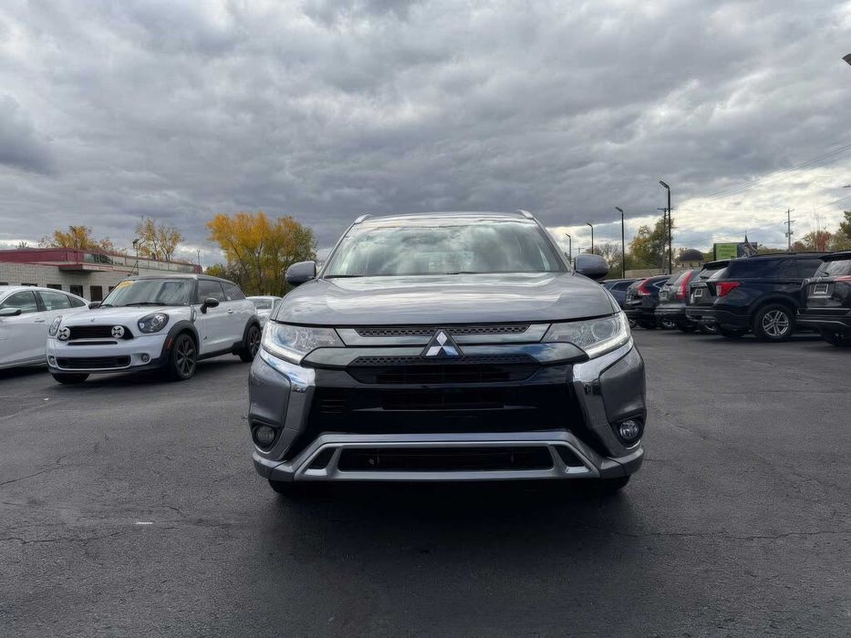 Mitsubishi Outlander PHEV SEL      2022