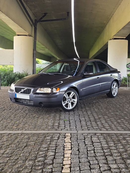 Volvo S60 2.4 D5 Nivel 3 Auto.