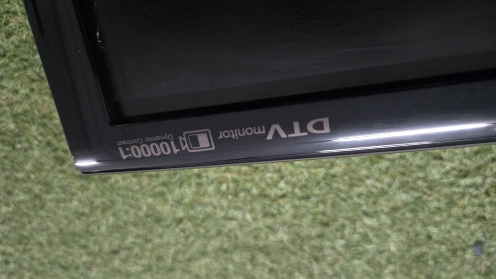 TV Samsung 19"l + Suporte Parede Articulado