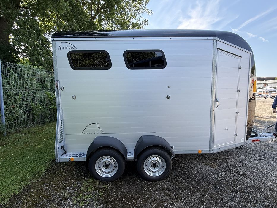 Boeckmann Portax Esprit Przyczepa do przewozu koni aluminiowa