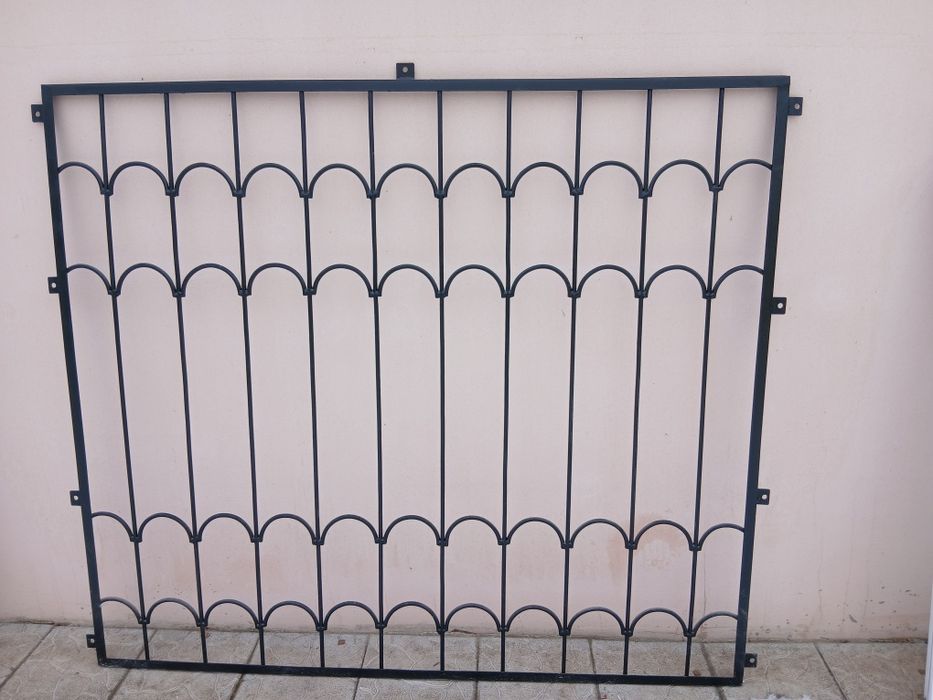 Решітка на вікно.