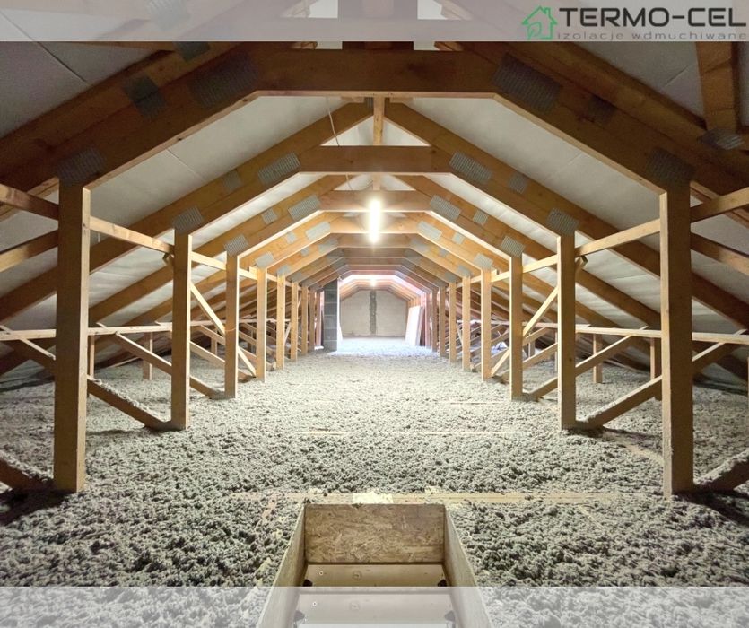 Izolacje wdmuchiwane celulozą, ocieplenia poddaszy, nadmuch celulozy