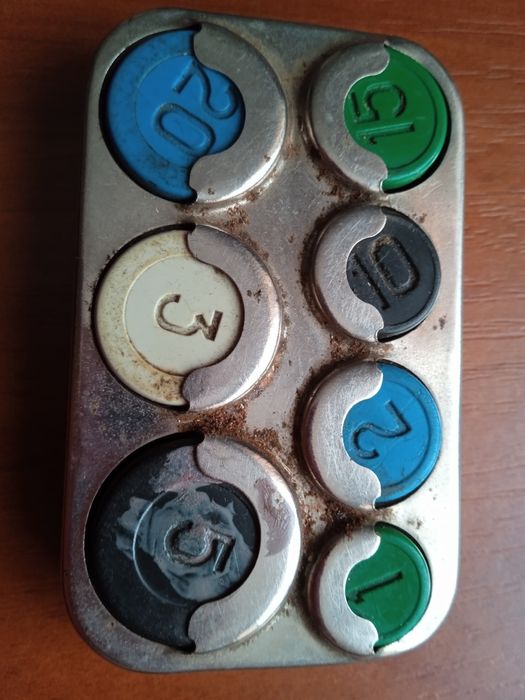 Продам монетницю