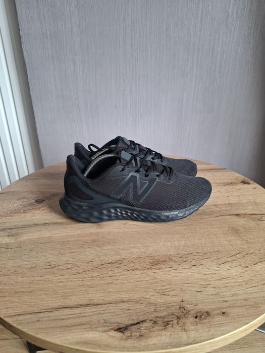 Чёрные мужские кроссовки New Balance 42 р, кросовки сетка