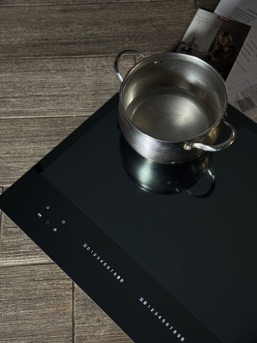 Miele KM 7867-1 Diamond Finish безрамкова індукційна поверхня, ІДЕАЛ