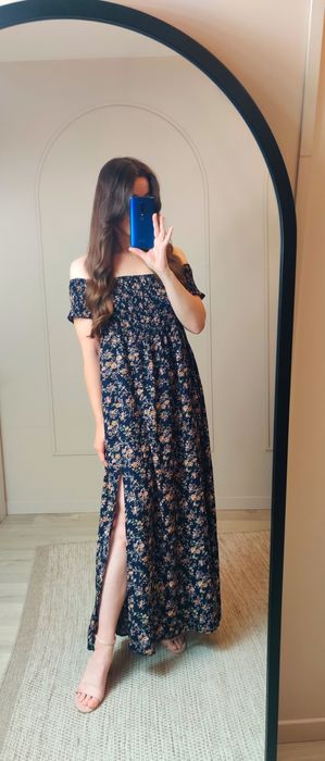 Sukienka elegancka we wzory kwiatowe długa maxi