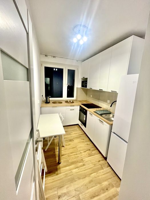 Przytulny Pokój premium blisko centrum w dużym mieszkaniu