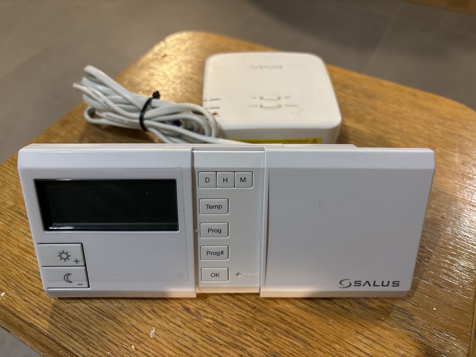 Терморегулятор SALUS 091 FLRF2