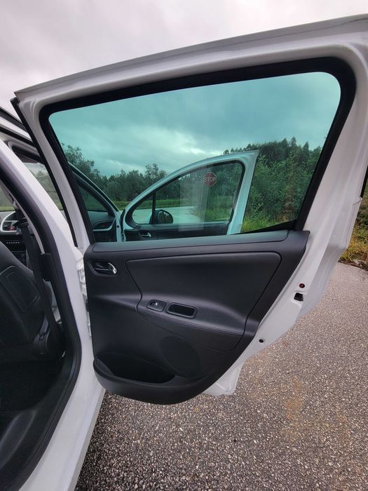 Peugeot 207 SW 1.6Hdi Tecto Panorâmico