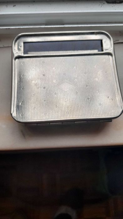 Vendo maquina antiga de metal,para enrolar cigarros.