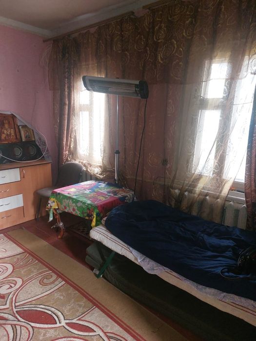 Четверта частина будинку  в місці.Коростень