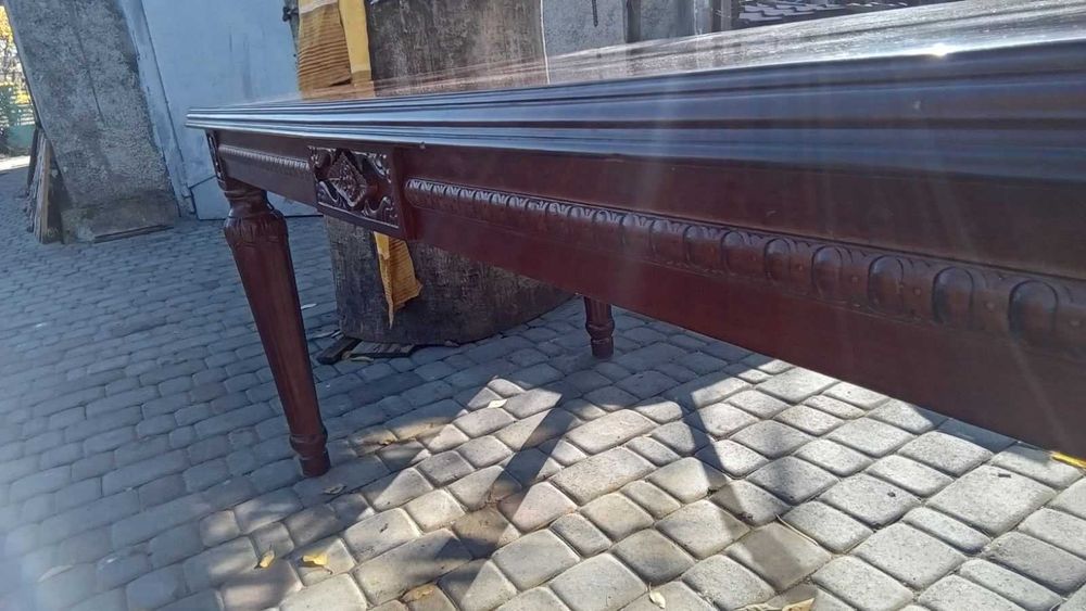 Продажа / обмен . Продам ретро офісний стол с Бук . 49000 гр