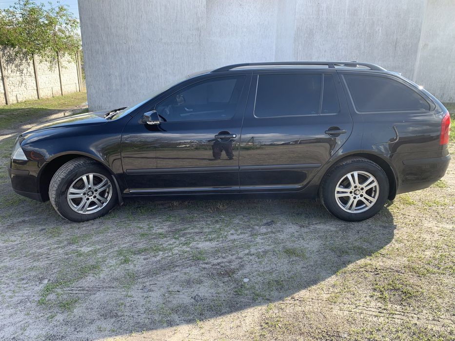 Продам Skoda Octavia 1,6 mpi