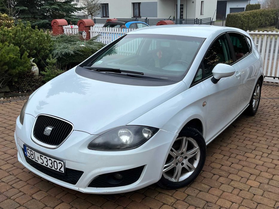 Seat Leon SPORT-1.9TDI-2013r120KM-KlimAbsAlumSkóraNaviKraj Fvat ZAMIAN