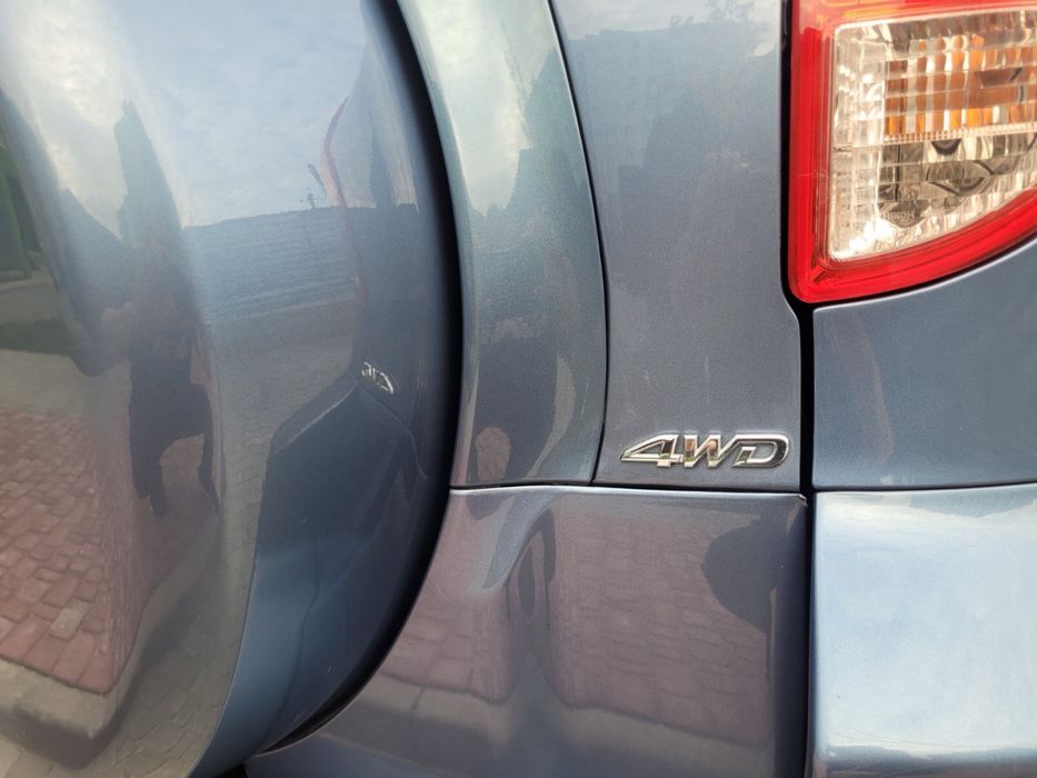 TOYOTA RAV 4 Avtomat 2.4 Long Avd