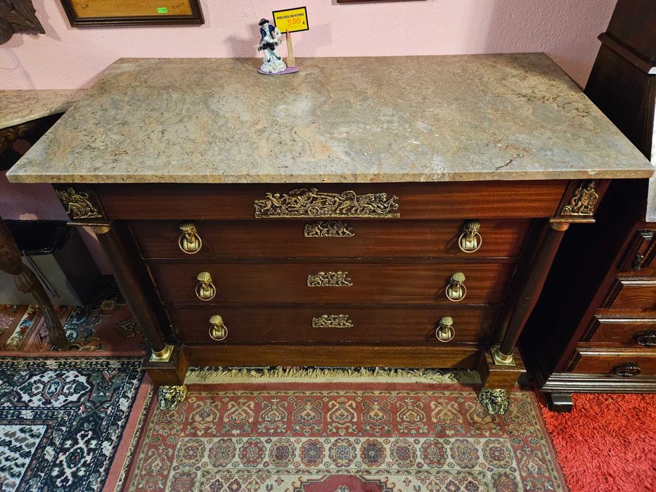 Cómoda antiga estilo Império em madeira e tampo em pedra - Bom estad