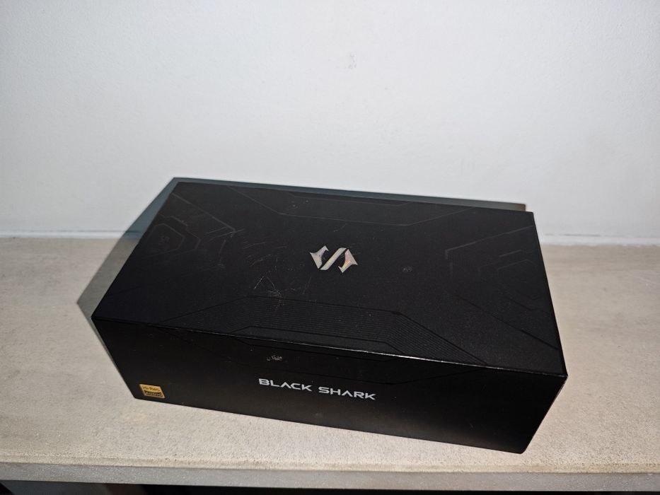 Smartphone Xiaomi Black Shark 3 128GB memória  interna; 8GB RAM