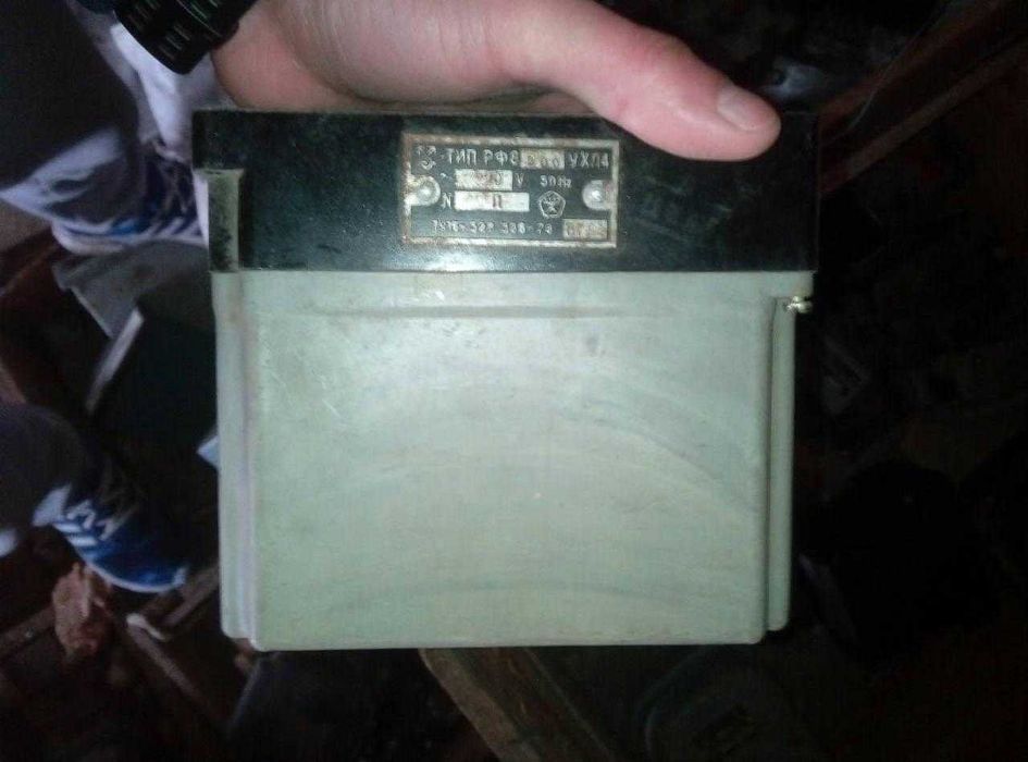 Реле тока. времени, температуры и давление