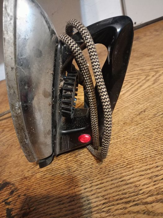 żelazko PRL, żelazko stare, vintage, retro, elektryczne żelazko