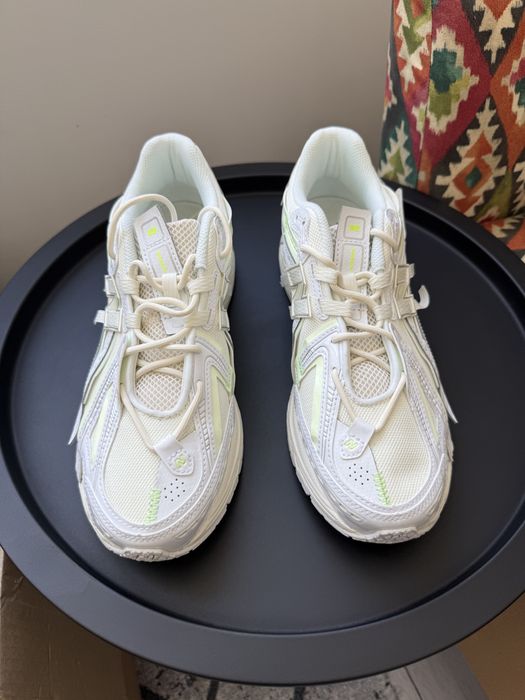 Кросівки New Balance 1906A White Білі Dragon Berry