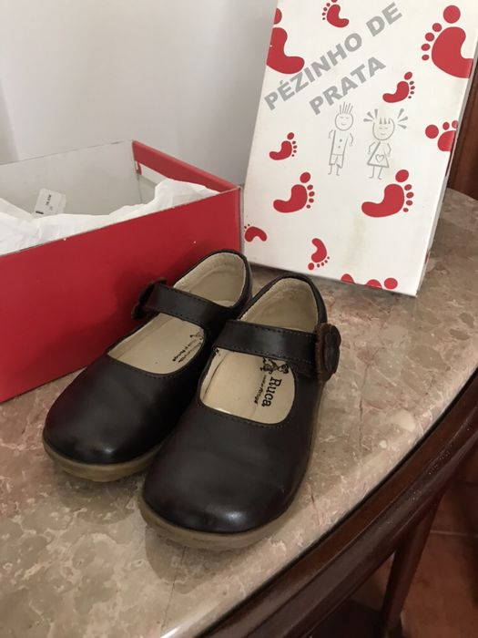 Sapatos Castanhos em Pele